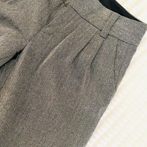 Herringbone Cropped Pleated Trouser